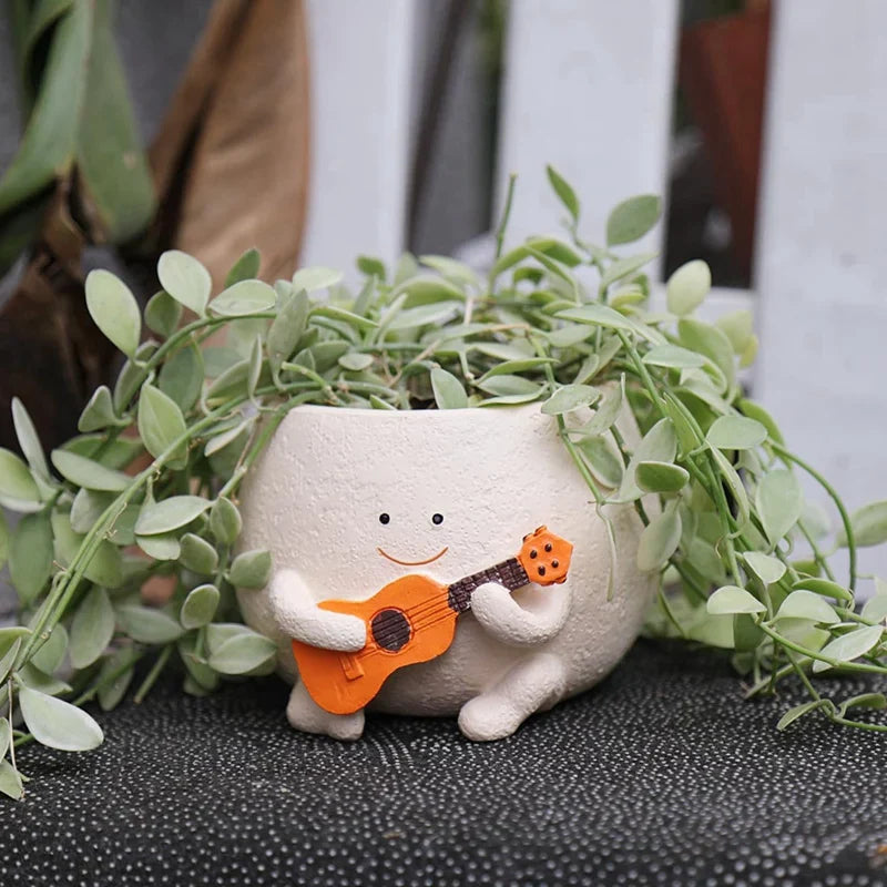 Smiley Face Resin Planter Pot – Cute Indoor & Outdoor Succulent Pot