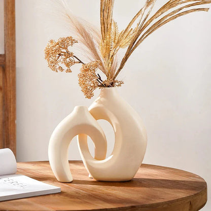 Nordic Hollow Decorative Vase Set (2 Pieces)