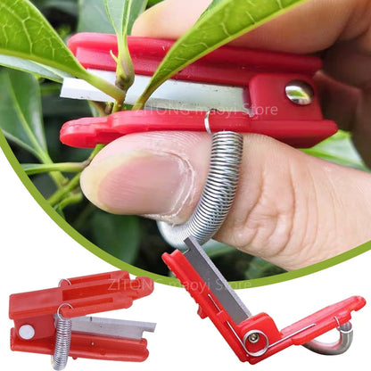 Thumb Harvesting Knife – Safe & Easy Fruit Picking