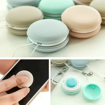 Macaron Pendant Screen Cleaner – Portable All-in-One Cleaner for Screens & Lenses
