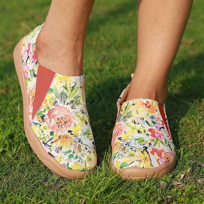 Women's Clover Comfort Flats – Lightweight Slip-On Everyday Shoes