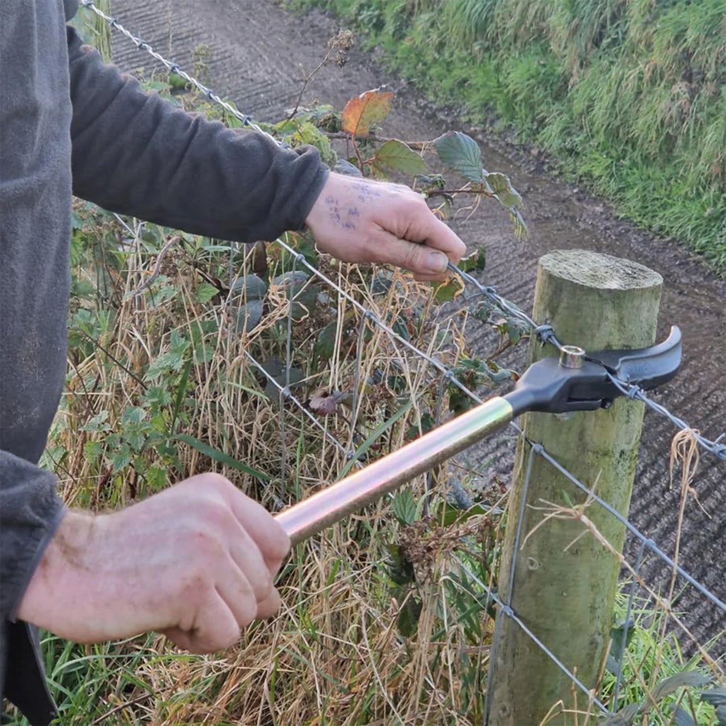 Heavy Duty Fence Wire Tensioner – Barbed Wire Stretcher Tool for Farm Fencing