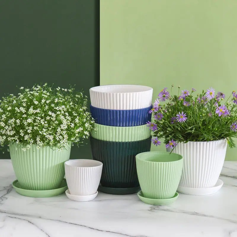 Minimalist Resin Plant Pot with Drainage Tray