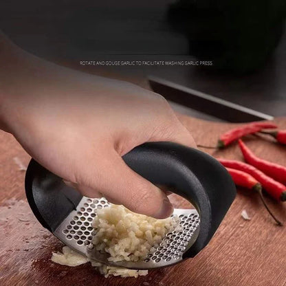 Stainless Steel Garlic Press – Easy Manual Garlic Crusher for Everyday Cooking