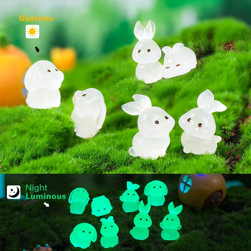 Cute Bunny Boat Carrot Figurine – Mini Kawaii Home Decor