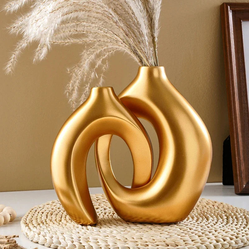 Nordic Hollow Decorative Vase Set (2 Pieces)