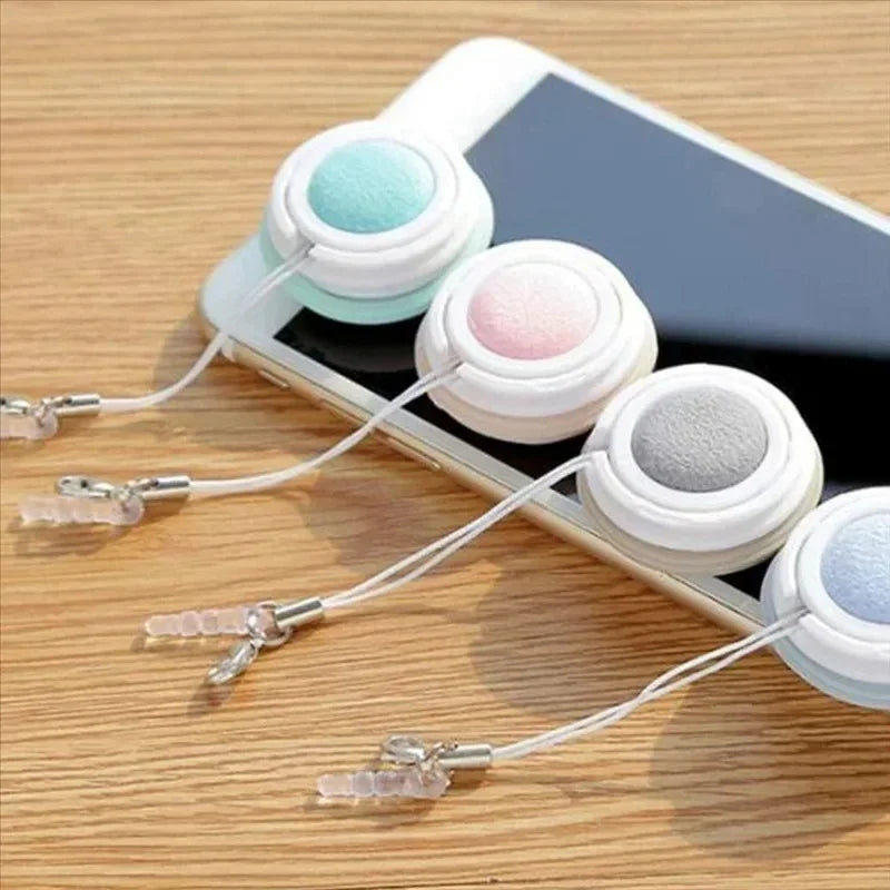 Macaron Pendant Screen Cleaner – Portable All-in-One Cleaner for Screens & Lenses