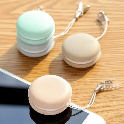 Macaron Pendant Screen Cleaner – Portable All-in-One Cleaner for Screens & Lenses